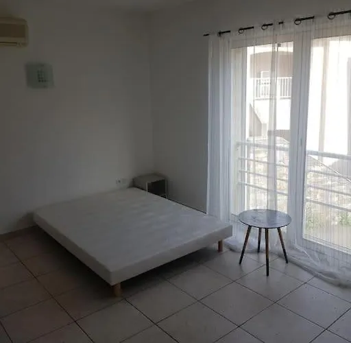 Loue Studio Apartament Corte (Corsica)